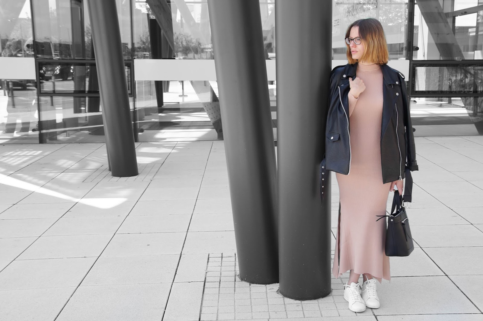 BEIGE KNIT DRESS