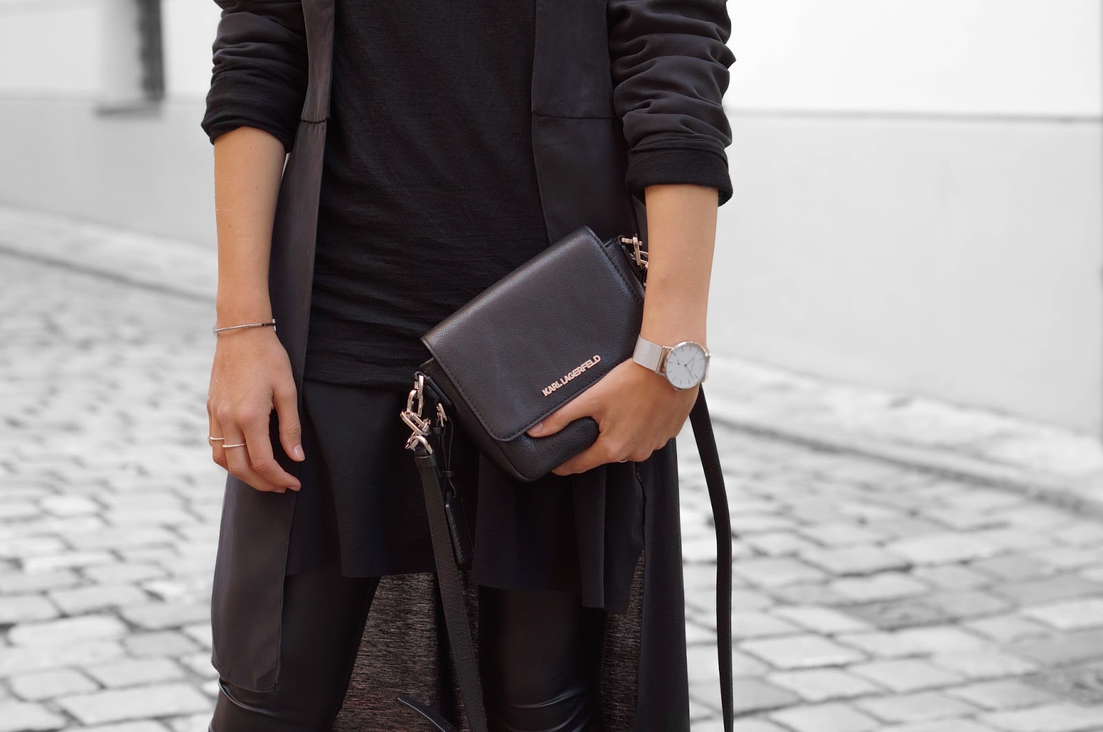 ALLBLACK LAYERING