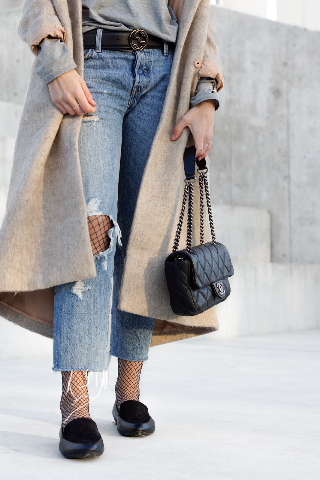 BEIGE OVERSIZED COAT