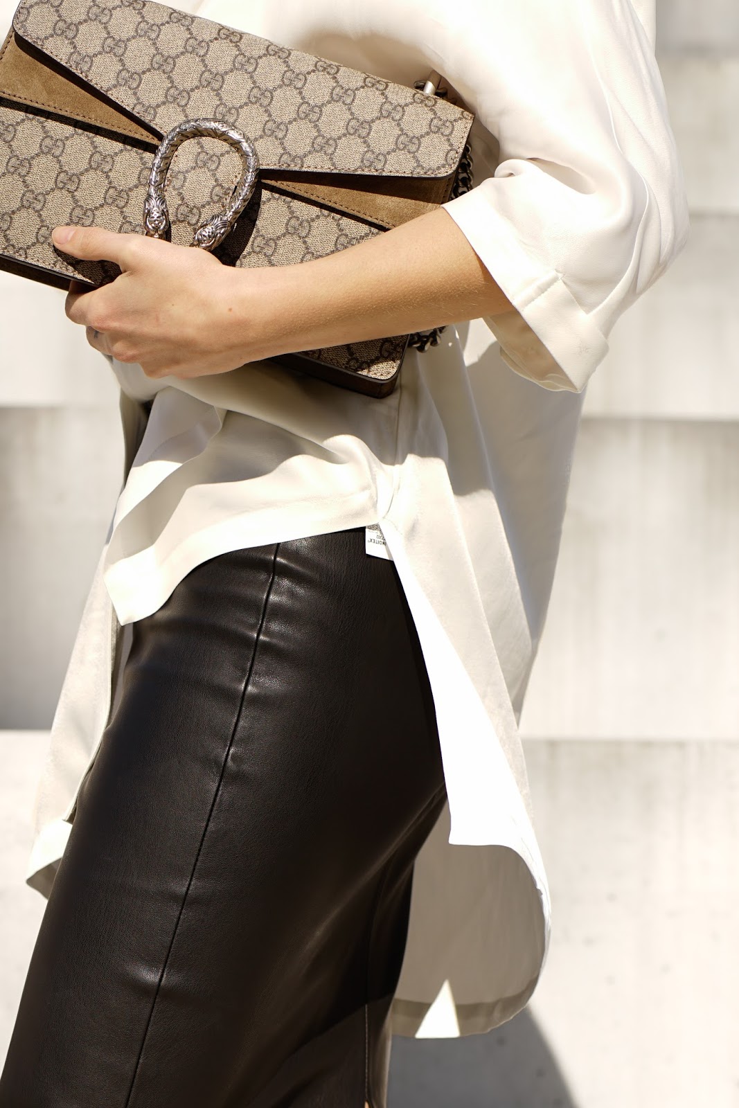 HOW TO WEAR: SCHWARZ-WEISS